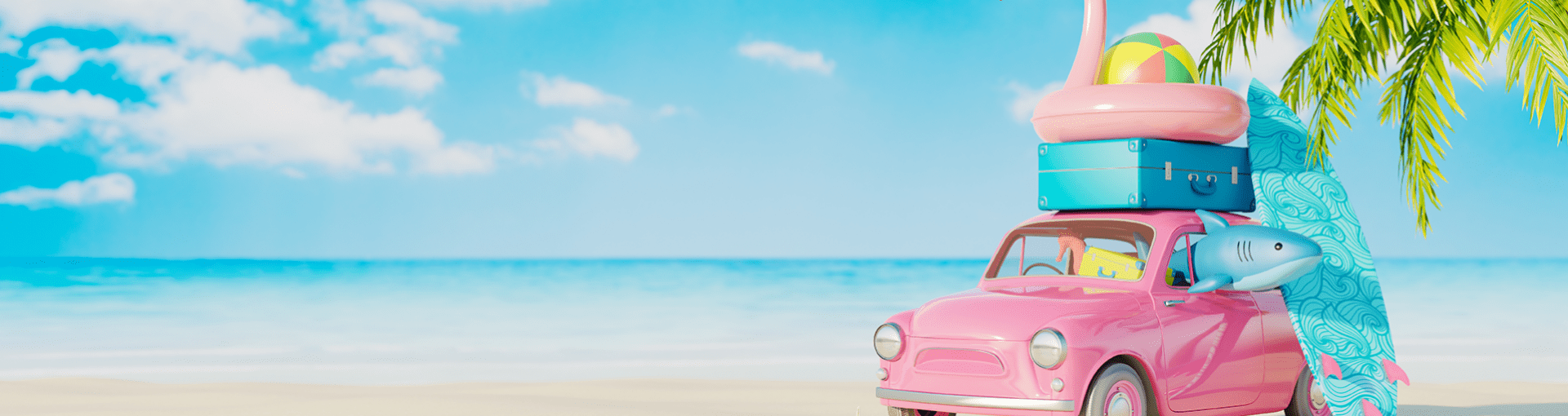 Roze auto met bagage en strandspullen klaar voor vakantie op een strand met de zee, blauwe lucht en een palmboom op de achtergrond